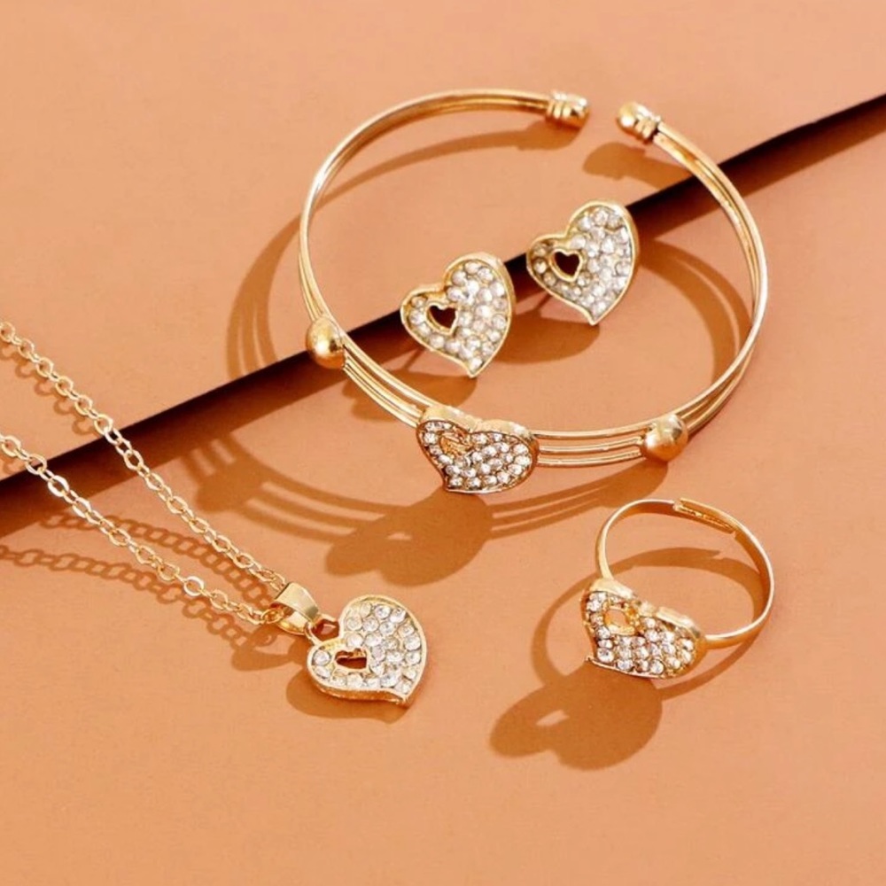 Rhinestone Heart Jewelry Set